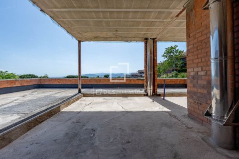 Villa de 5 dormitorios en venta en Esplugues de Llobregat, Barcelona, Cataluña, Spain № 3898 - foto 15