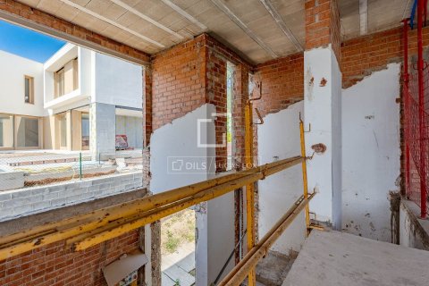 Villa de 5 dormitorios en venta en Esplugues de Llobregat, Barcelona, Cataluña, Spain № 3898 - foto 20