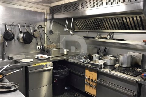 Cafetería / restaurante de 130 m² en venta en L'Eixample, Barcelona, Cataluña, Spain № 5193 - foto 5