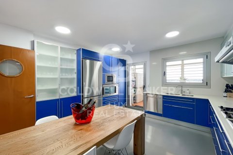 Ático de 3 dormitorios en venta en Figueres, Gerona, Cataluña, Spain № 5843 - foto 9