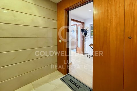 Ático de 3 dormitorios en venta en Figueres, Gerona, Cataluña, Spain № 5843 - foto 27
