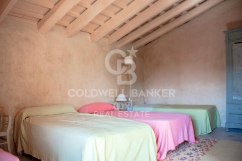 Сasa de 6 dormitorios en venta en Gerona, Cataluña, Spain № 5845 - foto 11