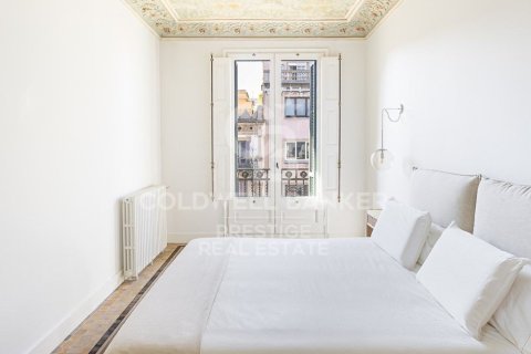 Ático de 3 dormitorios en venta en Barcelona, Cataluña, Spain № 5846 - foto 15