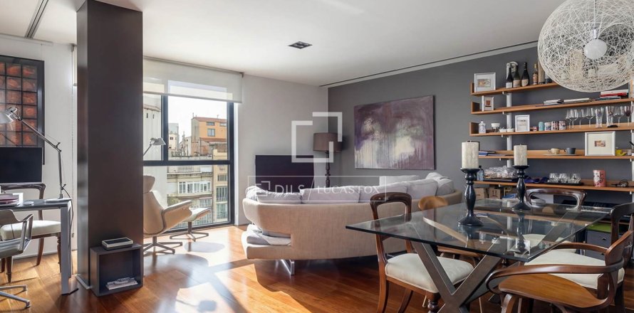 1 bedroom apartment for sale in Barcelona, Catalonia, Spain № 6277