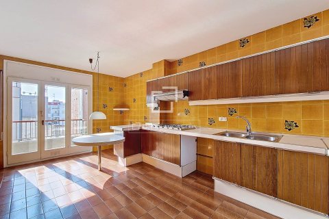 Купить квартиру в Виланова-и-ла-Желтру, Испания с 6 спален, 185м², № 6278 - фото 12
