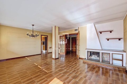 Купить квартиру в Виланова-и-ла-Желтру, Испания с 6 спален, 185м², № 6278 - фото 9