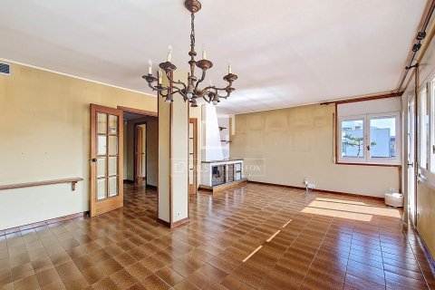 Купить квартиру в Виланова-и-ла-Желтру, Испания с 6 спален, 185м², № 6278 - фото 6