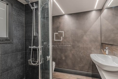 3 bedrooms apartment for sale in Barcelona, Catalonia, Spain № 6280 - photo 28