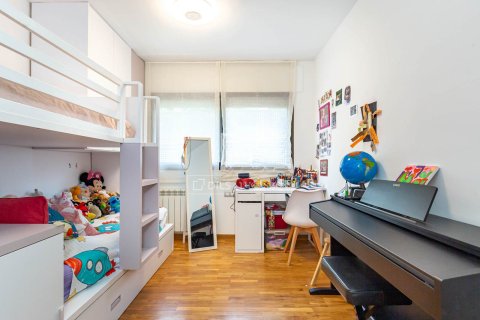 Купить квартиру в Эсплугес-де-Льобрегат, Испания с 3 спальни, 192м², № 6279 - фото 29