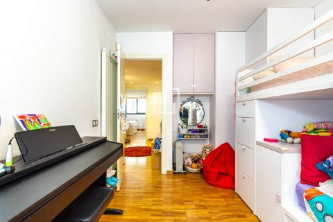Купить квартиру в Эсплугес-де-Льобрегат, Испания с 3 спальни, 192м², № 6279 - фото 30