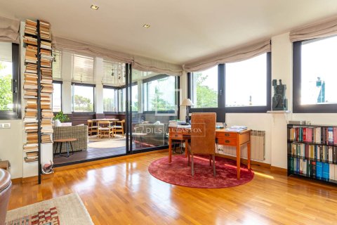 Купить квартиру в Эсплугес-де-Льобрегат, Испания с 3 спальни, 192м², № 6279 - фото 10