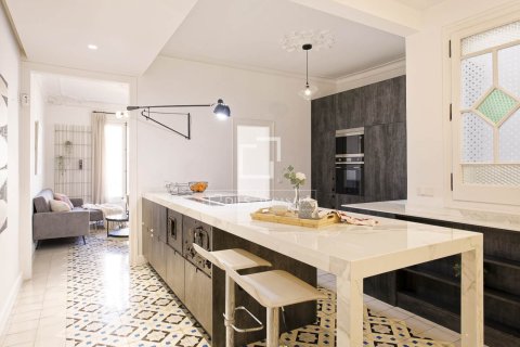 3 bedrooms apartment for sale in Barcelona, Catalonia, Spain № 6275 - photo 16