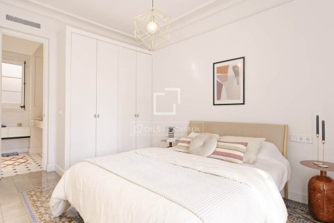 3 bedrooms apartment for sale in Barcelona, Catalonia, Spain № 6275 - photo 12