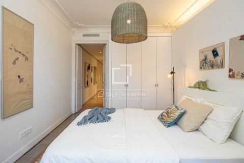 3 bedrooms apartment for sale in Barcelona, Catalonia, Spain № 6275 - photo 4