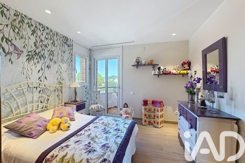 6 bedrooms house for sale in Vilanova i la Geltru, Barcelona, Catalonia, Spain № 7454 - photo 4