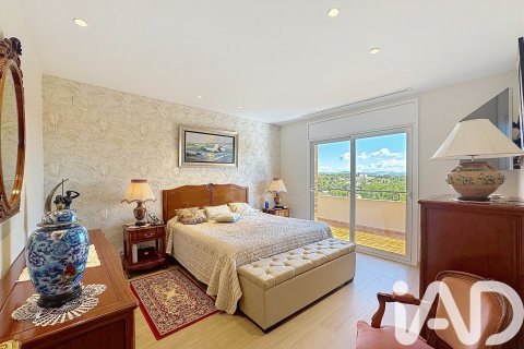 6 bedrooms house for sale in Vilanova i la Geltru, Barcelona, Catalonia, Spain № 7454 - photo 17