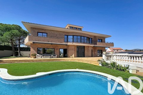 6 bedrooms house for sale in Vilanova i la Geltru, Barcelona, Catalonia, Spain № 7454 - photo 19