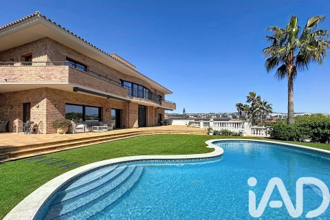 6 bedrooms house for sale in Vilanova i la Geltru, Barcelona, Catalonia, Spain № 7454 - photo 30