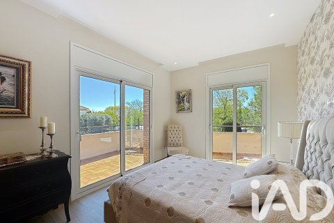 6 bedrooms house for sale in Vilanova i la Geltru, Barcelona, Catalonia, Spain № 7454 - photo 5