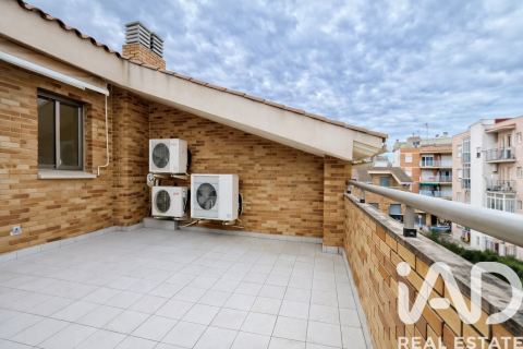 Купить таунхаус в Салоу, Испания с 4 спальни, 280м², № 7460 - фото 2