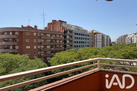 Ático de 3 dormitorios en venta en Barcelona, Cataluña, Spain № 8316 - foto 6
