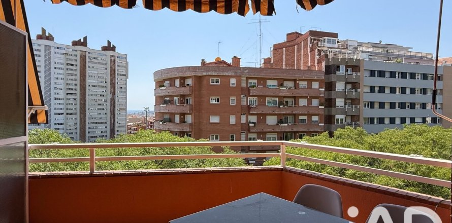Ático de 3 dormitorios en venta en Barcelona, Cataluña, Spain № 8316