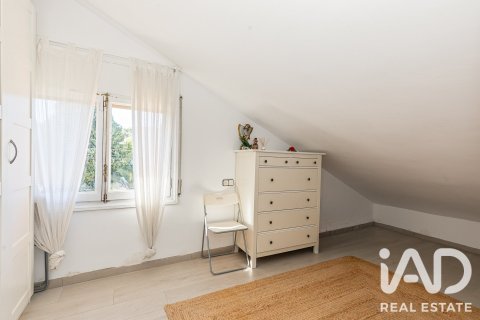 Сasa de 6 dormitorios en venta en El Vendrell, Tarragona, Cataluña, Spain № 8320 - foto 30