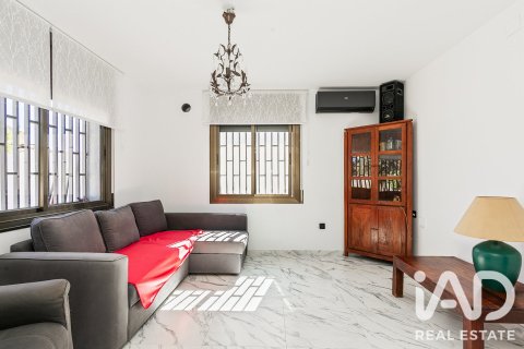 Сasa de 6 dormitorios en venta en El Vendrell, Tarragona, Cataluña, Spain № 8320 - foto 4