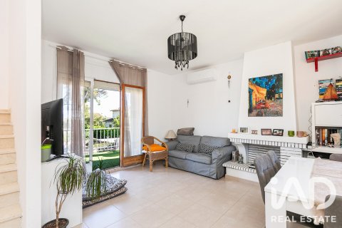 Сasa de 6 dormitorios en venta en El Vendrell, Tarragona, Cataluña, Spain № 8320 - foto 18