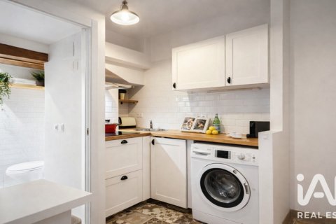 Apartamento de 2 dormitorios en venta en Barcelona, Cataluña, Spain № 8318 - foto 6