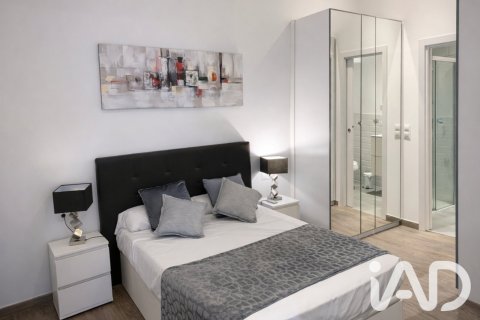 Apartamento de 2 dormitorios en venta en Barcelona, Cataluña, Spain № 8318 - foto 8