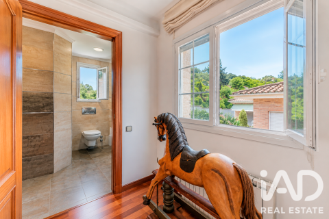 Сasa de 317 m² en venta en Girona, Gerona, Cataluña, Spain № 8321 - foto 30