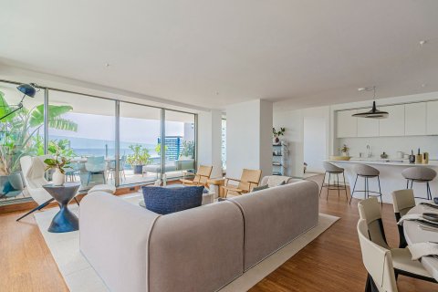 Apartamento de 3 dormitorios en venta en Barcelona, Cataluña, Spain № 3601 - foto 3