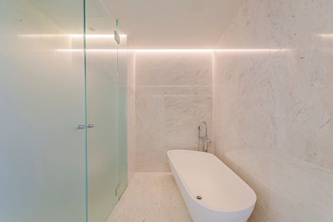 Apartamento de 3 dormitorios en venta en Barcelona, Cataluña, Spain № 3599 - foto 14