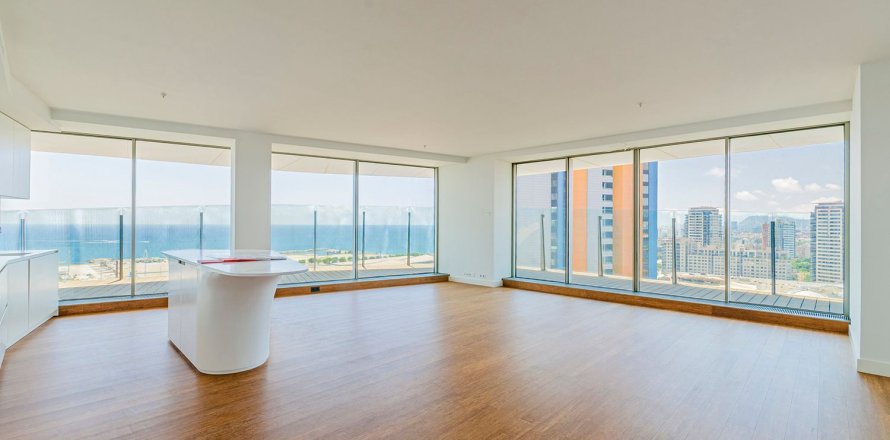 Apartamento de 3 dormitorios en venta en Barcelona, Cataluña, Spain № 3599