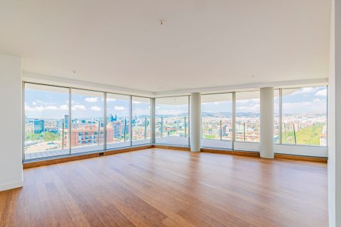 Apartamento de 3 dormitorios en venta en Barcelona, Cataluña, Spain № 3598 - foto 26