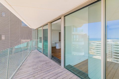 Apartamento de 3 dormitorios en venta en Barcelona, Cataluña, Spain № 3598 - foto 21