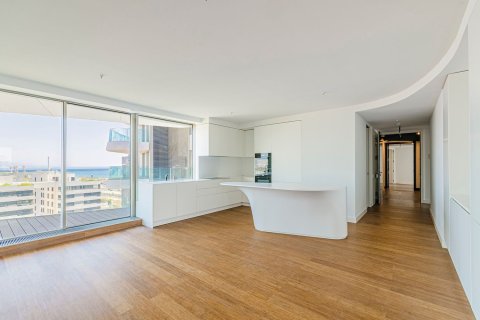 Apartamento de 3 dormitorios en venta en Barcelona, Cataluña, Spain № 3598 - foto 24