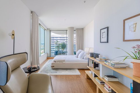 Apartamento de 3 dormitorios en venta en Barcelona, Cataluña, Spain № 3600 - foto 12
