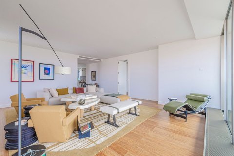 Apartamento de 3 dormitorios en venta en Barcelona, Cataluña, Spain № 3600 - foto 25