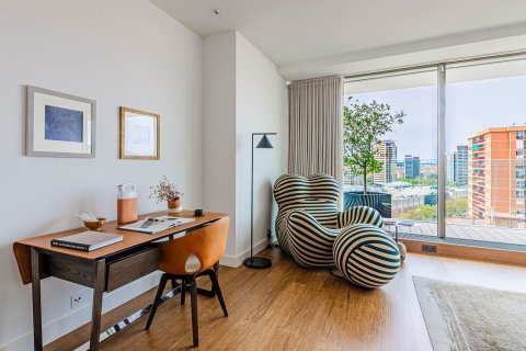 Apartamento de 3 dormitorios en venta en Barcelona, Cataluña, Spain № 3600 - foto 18