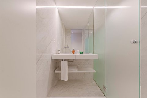 Apartamento de 3 dormitorios en venta en Barcelona, Cataluña, Spain № 3600 - foto 20