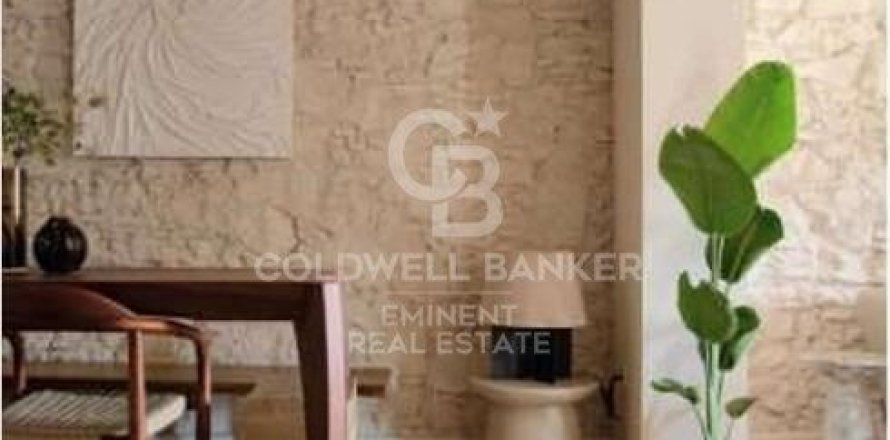 1392 sq.m. commercial property for sale in Barcelona, Catalonia, Spain № 7945