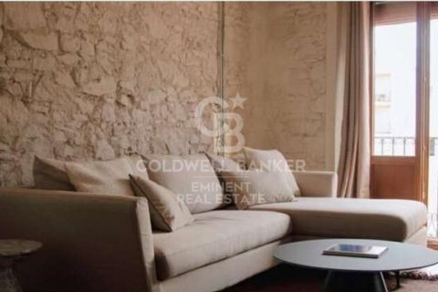 1392 sq.m. commercial property for sale in Barcelona, Catalonia, Spain № 7945 - photo 7