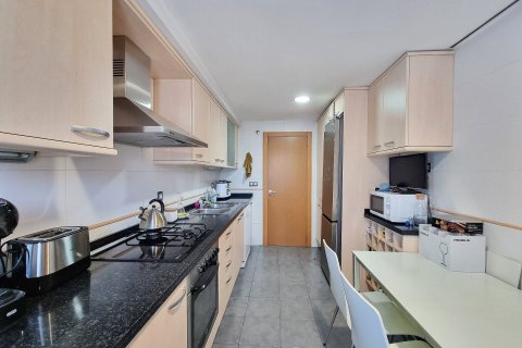 Apartamento de 4 dormitorios en venta en Sant Cugat del Vallès, Barcelona, Cataluña, Spain № 1531 - foto 14