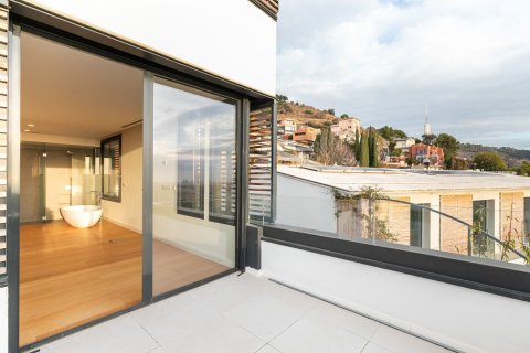Сasa de 6 dormitorios en venta en Barcelona, Cataluña, Spain № 1533 - foto 14
