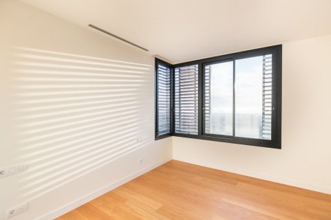 Сasa de 6 dormitorios en venta en Barcelona, Cataluña, Spain № 1533 - foto 16