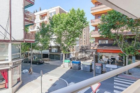 Apartamento de 4 dormitorios en venta en Sant Cugat del Vallès, Barcelona, Cataluña, Spain № 1530 - foto 23
