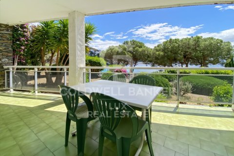 Apartamento de 2 dormitorios en venta en Roses, Gerona, Cataluña, Spain № 7768 - foto 10