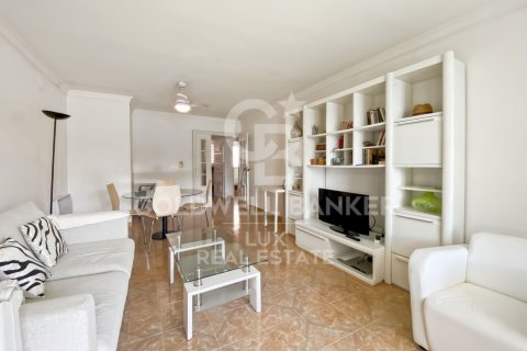 Apartamento de 2 dormitorios en venta en Roses, Gerona, Cataluña, Spain № 7768 - foto 22